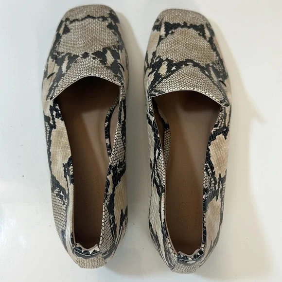 Able Millie Cashew Snake Loafer Size 8.5 - Picture 8 of 14